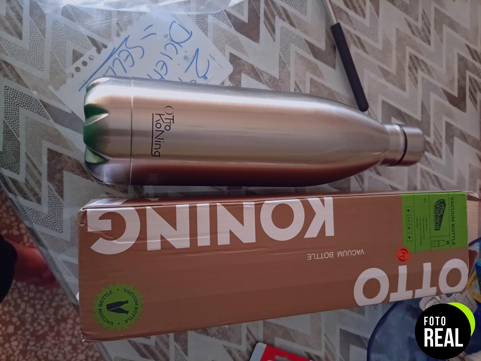 otto-koning-botella-acero-500ml-aislamiento-foto-2